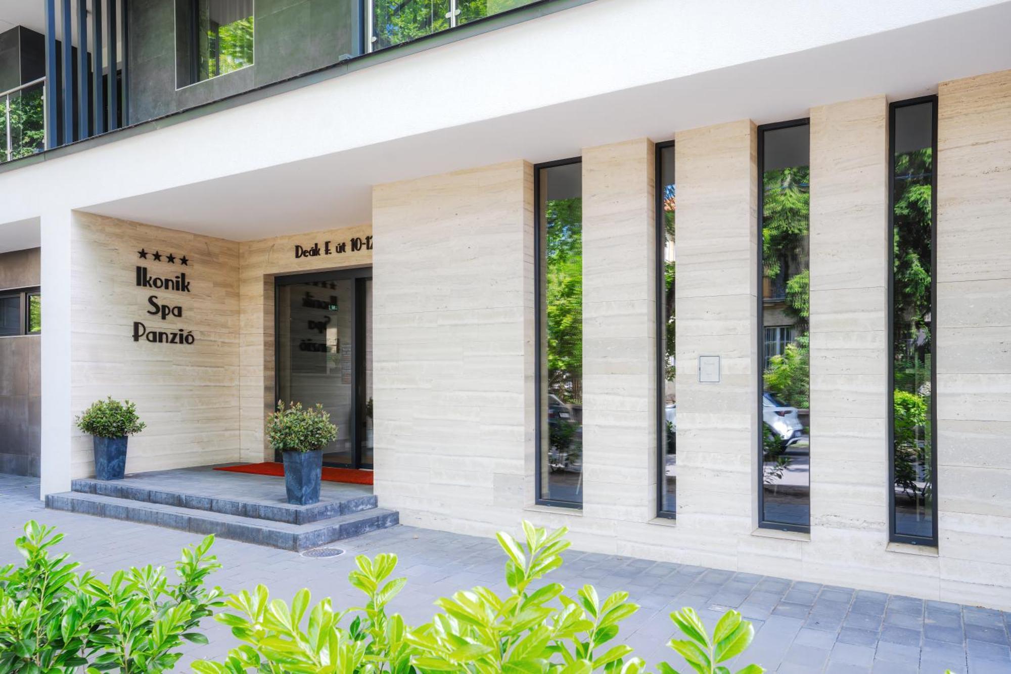Ikonik Spa Hotel Nyíregyháza Exterior foto